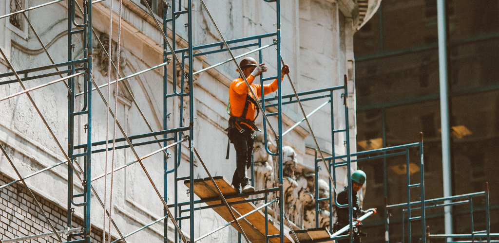 Falls at Construction Sites and How to Avoid Them